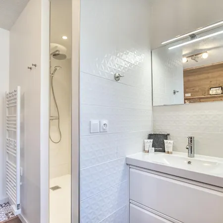 Appartamento : Moderne 6 Pers, Accès Pistes, Parking, Wifi - Fr-1-640-78 *